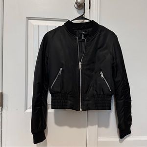 FOREVER 21 BOMBER JACKET SIZE S